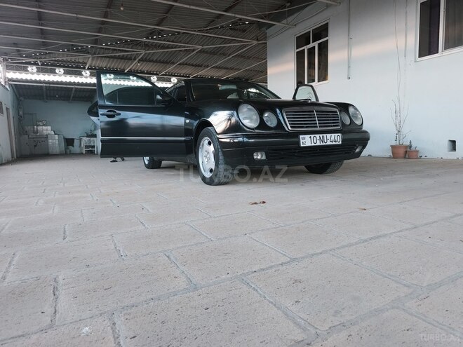 Mercedes E 240 1998, 400,000 km - 2.4 l - Hacıqabul