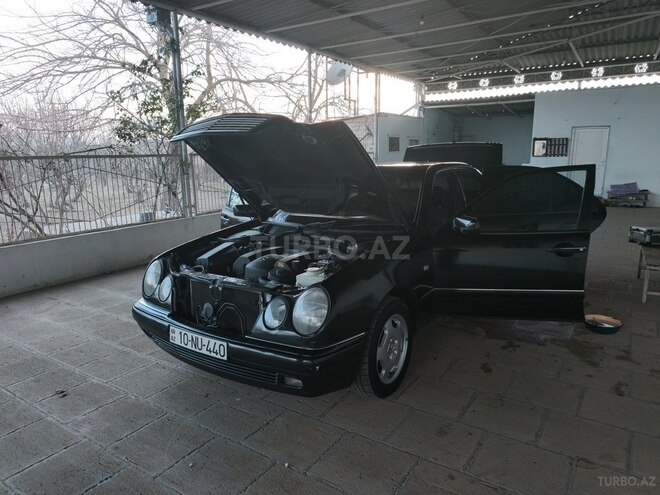 Mercedes E 240 1998, 400,000 km - 2.4 l - Hacıqabul