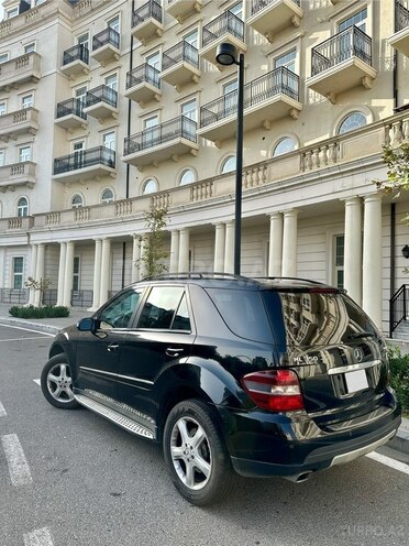 Mercedes ML 350 4MATIC-3