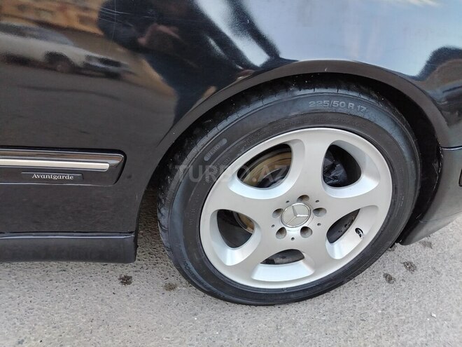 Mercedes E 240 1999, 345,689 km - 2.4 л - Gəncə