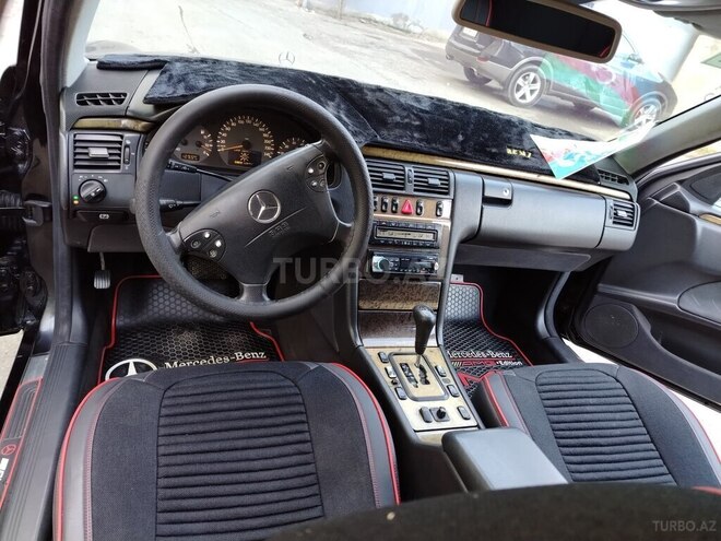 Mercedes E 240 1999, 345,689 km - 2.4 л - Gəncə