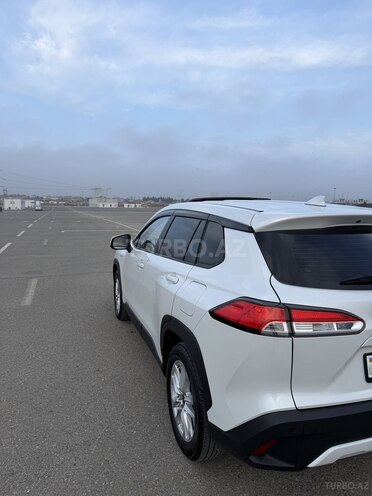 Toyota Corolla Cross 2025, 18,200 km - 2.0 l - Bakı