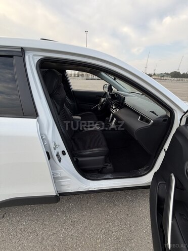 Toyota Corolla Cross 2025, 18,200 km - 2.0 l - Bakı