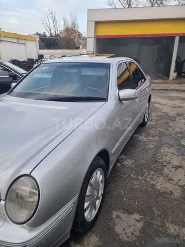 Mercedes E 240 2001, 443,000 km - 2.4 l - Bakı