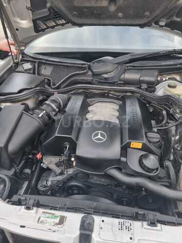 Mercedes E 240 2001, 443,000 km - 2.4 l - Bakı