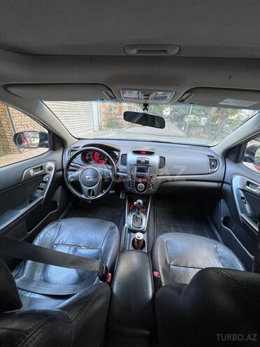 Kia Cerato-4