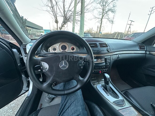 Mercedes E 320 2002, 388,000 km - 3.2 l - Göyçay