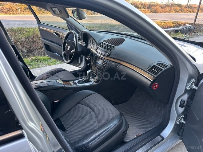Mercedes E 320 2002, 388,000 km - 3.2 l - Göyçay