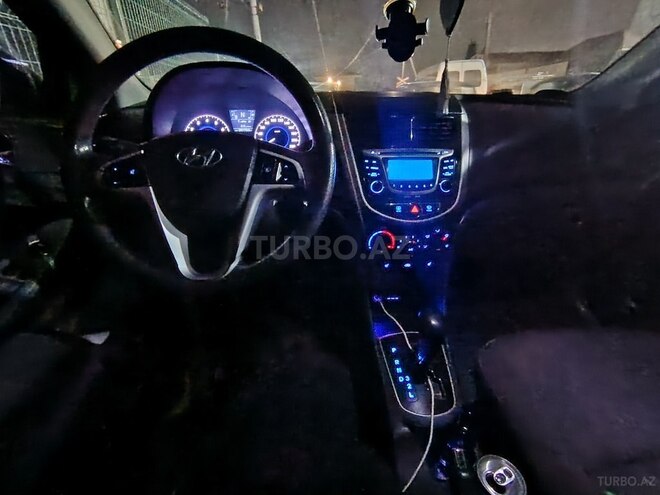 Hyundai Accent 2011, 397,000 km - 1.4 l - Sumqayıt