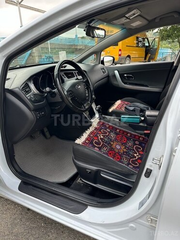 Kia  2014, 315,000 km - 1.6 l - Bakı