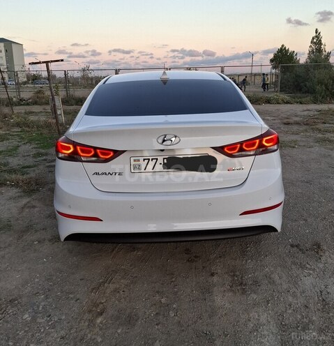 Hyundai Avante 2015, 197,000 km - 1.6 l - Sumqayıt