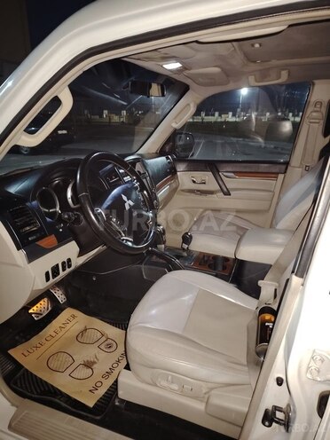Mitsubishi Pajero 2007, 358,265 km - 3.0 l - Xırdalan