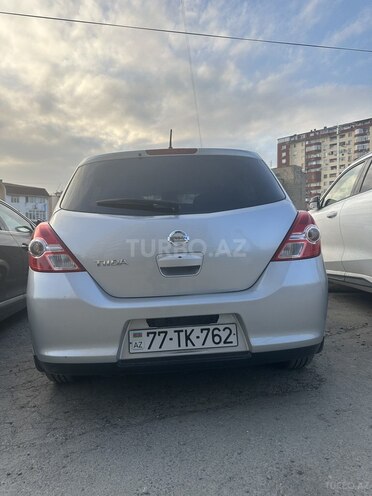 Nissan Tiida 2011, 80,300 km - 1.6 l - Bakı