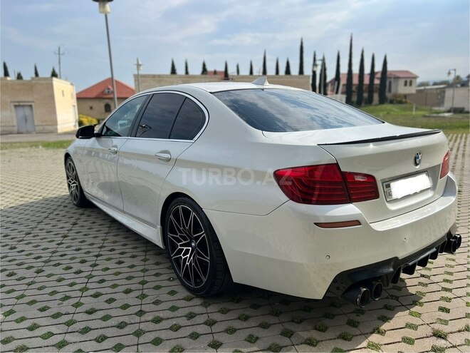 BMW 528-12