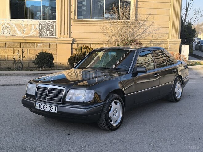 Mercedes E 220 1993, 502,000 km - 2.2 l - Bakı