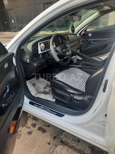 Hyundai Elantra 2024, 23,000 km - 1.6 л - Bakı