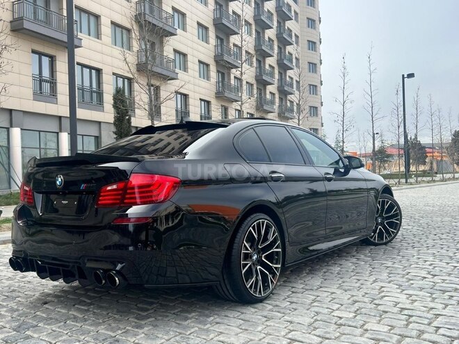 BMW 528-9