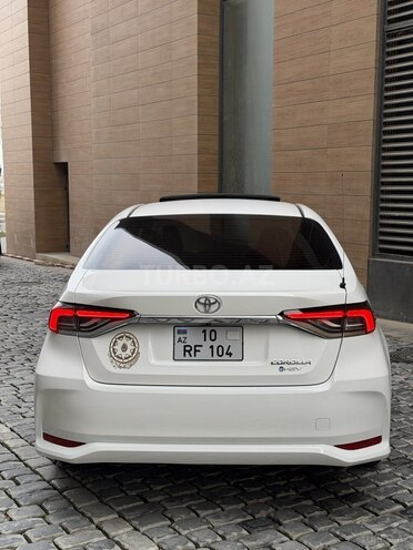 Toyota Corolla-4