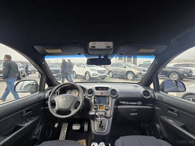 Kia Carens 2006, 300,000 km - 2.0 l - Bakı