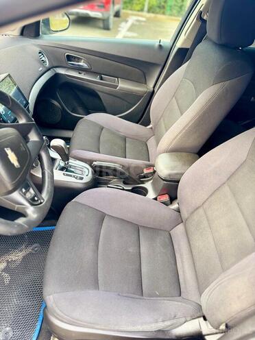Chevrolet Cruze 2014, 245,000 km - 1.4 l - Quba