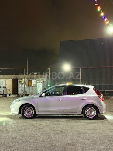 Hyundai i30 2010, 268,257 km - 1.6 л - Bakı