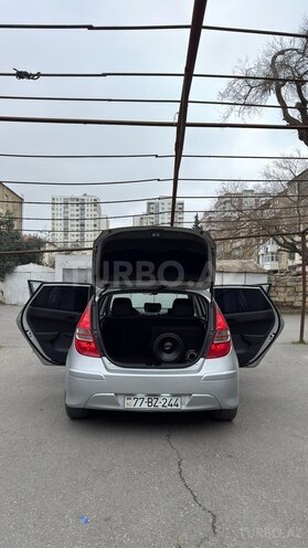 Hyundai i30 2010, 268,257 km - 1.6 л - Bakı