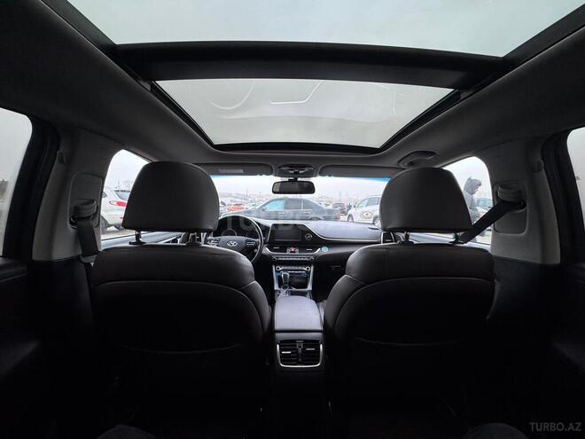 Hyundai Grandeur 2017, 180,000 km - 2.2 л - Bakı