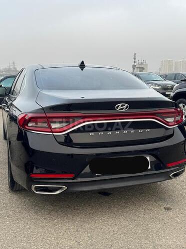 Hyundai Grandeur 2017, 180,000 km - 2.2 л - Bakı