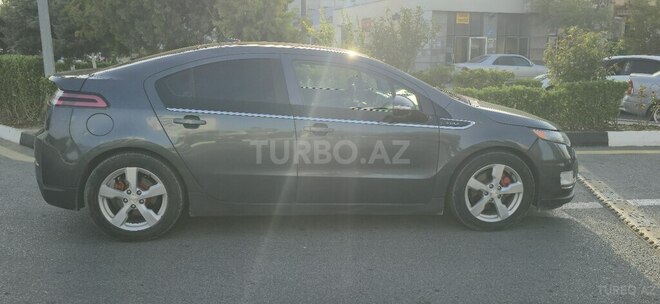 Chevrolet Volt-3