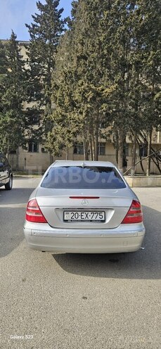 Mercedes E 240 2003, 222,000 km - 2.6 l - Bakı