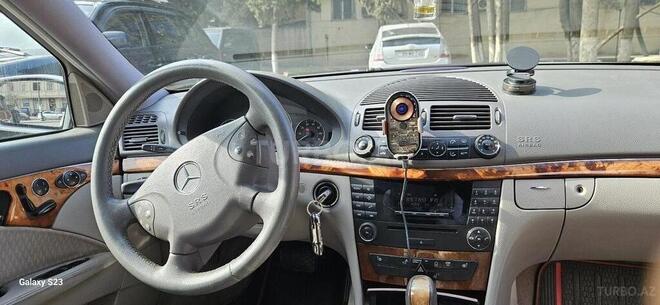 Mercedes E 240 2003, 222,000 km - 2.6 l - Bakı