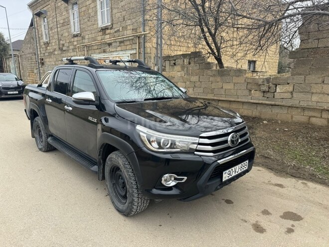 Toyota Hilux 2019, 218,000 km - 2.4 l - Bakı