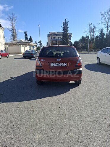 Kia Rio-2