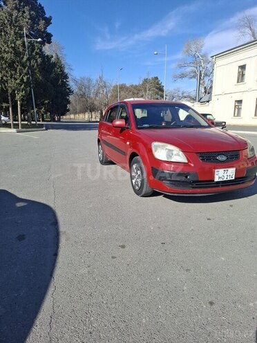 Kia Rio-5