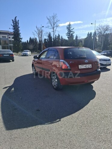 Kia Rio-7