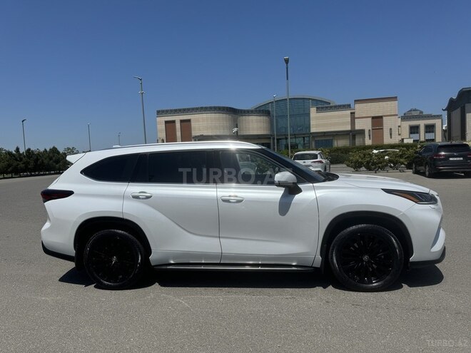 Toyota Highlander 2024, 40,000 km - 2.5 l - Bakı
