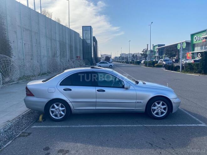 Mercedes C 200 2001, 393,452 km - 2.2 л - Bakı
