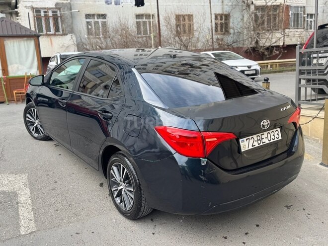 Toyota Corolla 2017, 82,000 km - 1.5 l - Bakı