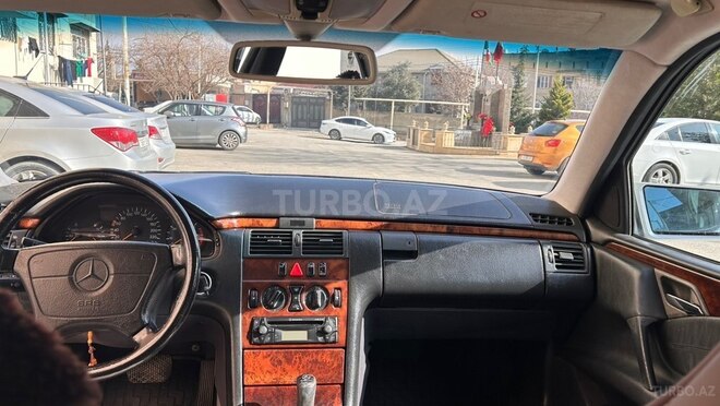 Mercedes E 220 1998, 665,000 km - 2.2 l - Bakı