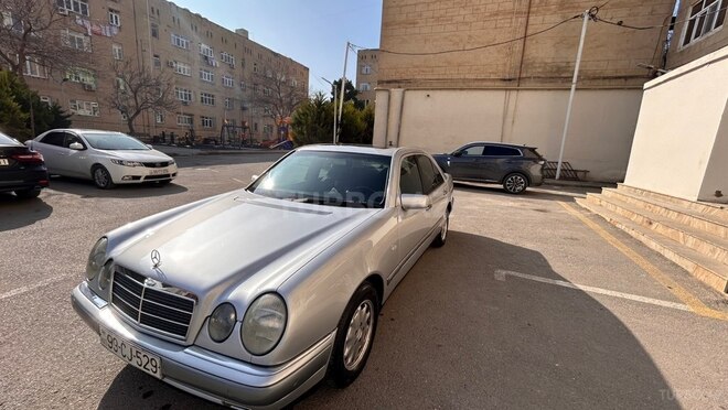 Mercedes E 220 1998, 665,000 km - 2.2 l - Bakı