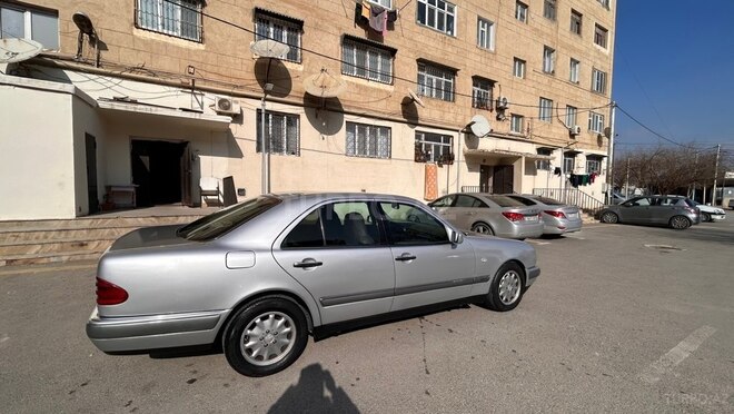 Mercedes E 220 1998, 665,000 km - 2.2 l - Bakı