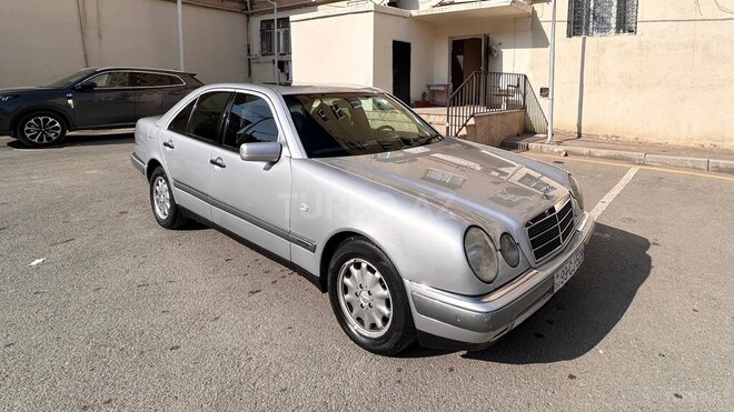 Mercedes E 220 1998, 665,000 km - 2.2 l - Bakı