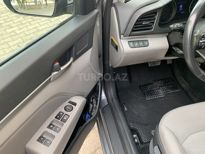 Hyundai Elantra 2019, 128,000 km - 2.0 л - Bakı