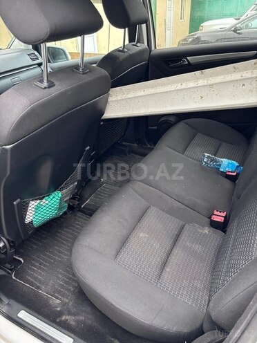 Mercedes B 170 2009, 200,000 km - 1.7 l - Xaçmaz