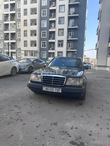 Mercedes E 200 1994, 646,542 km - 2.0 l - Bakı