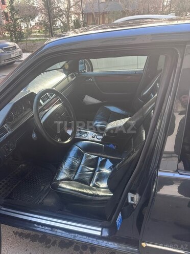 Mercedes E 200 1994, 646,542 km - 2.0 l - Bakı