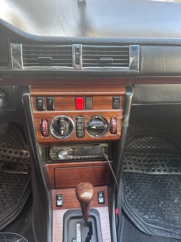 Mercedes E 200 1994, 646,542 km - 2.0 l - Bakı