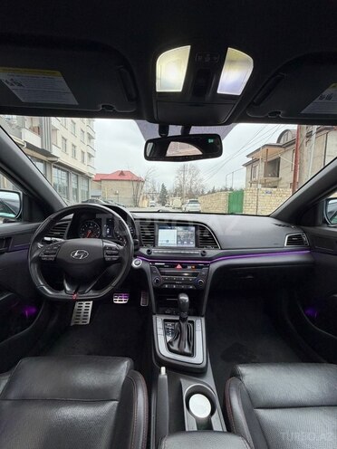 Hyundai Elantra 2018, 99,000 km - 1.6 l - Xaçmaz