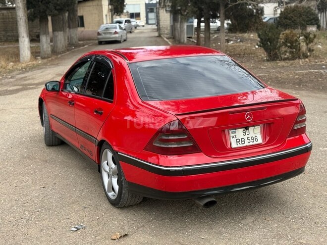 Mercedes C 230 2003, 250,000 km - 1.8 l - Qazax