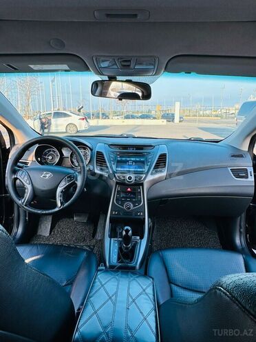 Hyundai Avante 2014, 323,000 km - 1.6 л - Bakı